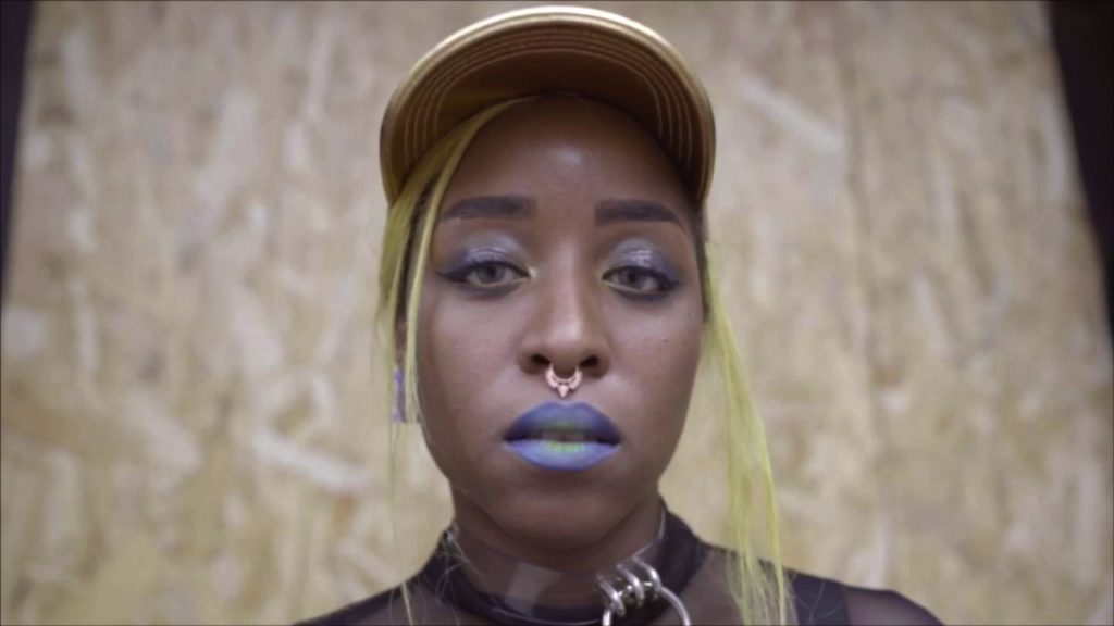 Musique Journal -   Écouter en boucle, ce n’est pas tourner seul en rond [archives journal]