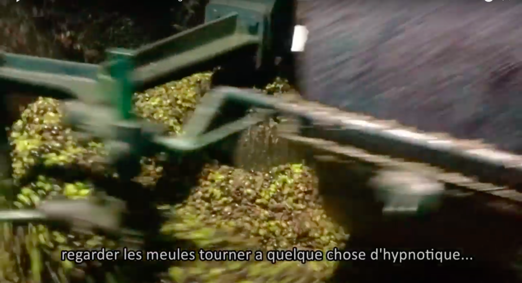 Musique Journal -   L’ASMR non-intentionnel des vidéos de moulins à huile