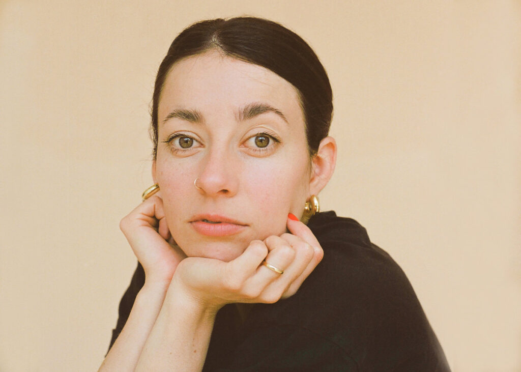 Musique Journal -   Field recordings, tubes et fréquences superposées : écoute simultanée de deux mixes de Lung Dart et d&rsquo;une pièce de Lia Kohl